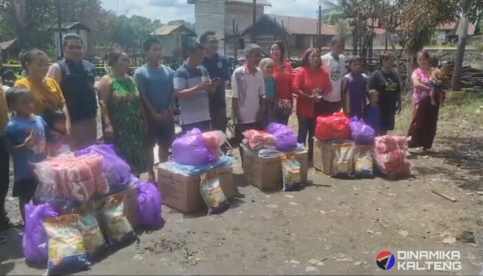 Dinsos PMD Barsel Salurkan Bantuan untuk Korban Kebakaran di Desa Danau Sadar
