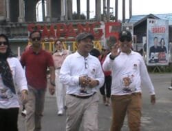 Ribuan Peserta Meriahkan Jalan Sehat KPU Barito Selatan Sosialisasikan Pilkada 2024