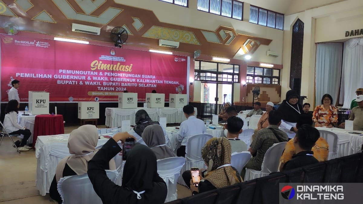 Simulasi pemungutan dan perhitungan suara Pemilu 2024 di Kabupaten Barito Selatan (foto: DINAMIKA KALTENG/akhmad madani)