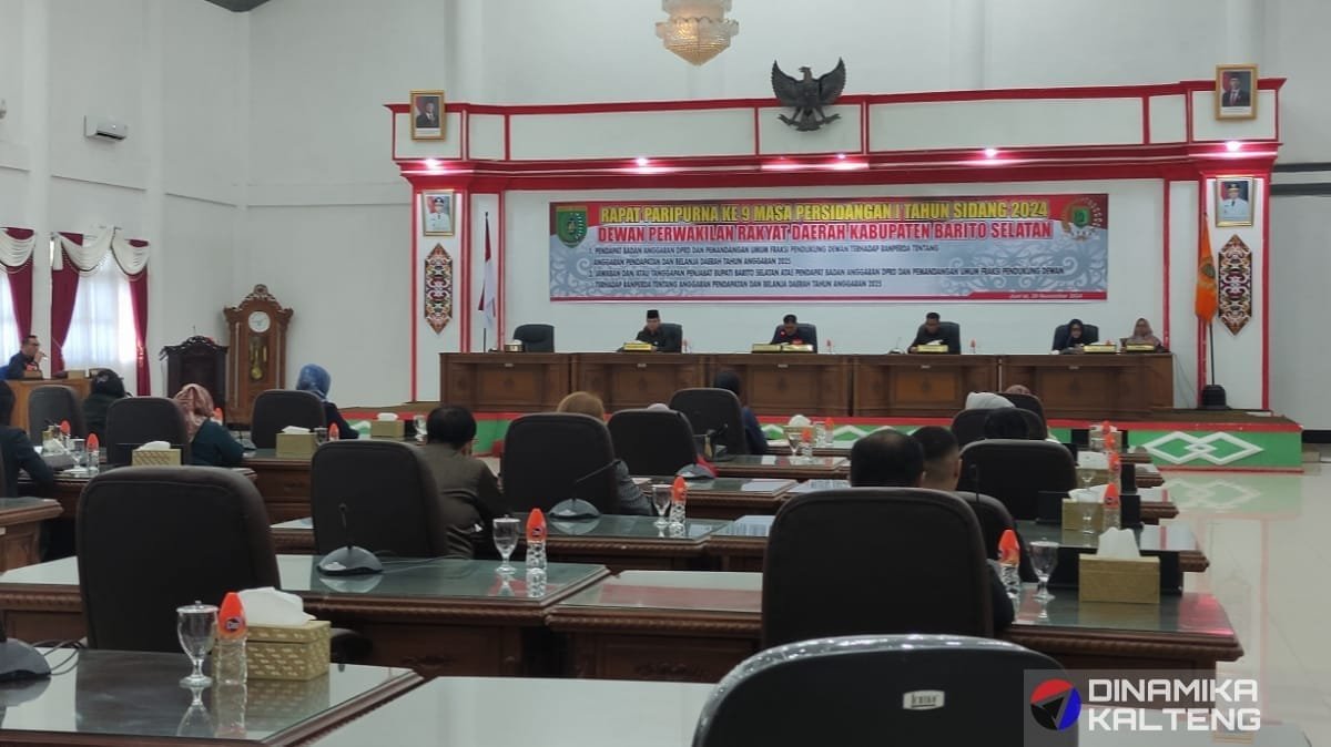 Suasana Rapat Paripurna ke-9 Masa Sidang I Tahun 2024 di Graha Paripurna DPRD Barito Selatan, Jumat (29/11/2024), yang membahas RAPBD Tahun Anggaran 2025 (foto: DINAMIKA KALTENG/akhmad madani)