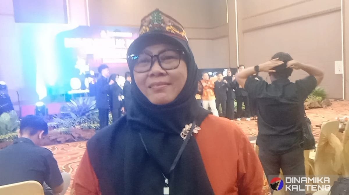 Ketua KPU Barito Selatan, Roslina (foto:DINAMIKAKALTENG/mas)