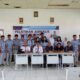 Para peserta Pelatihan Jurnalistik "Back to School" bersama pemateri dan panitia berfoto bersama usai kegiatan yang dilaksanakan di Aula SMAN 2 Buntok (foto: DINAMIKA KALTENG/akhmad madani)