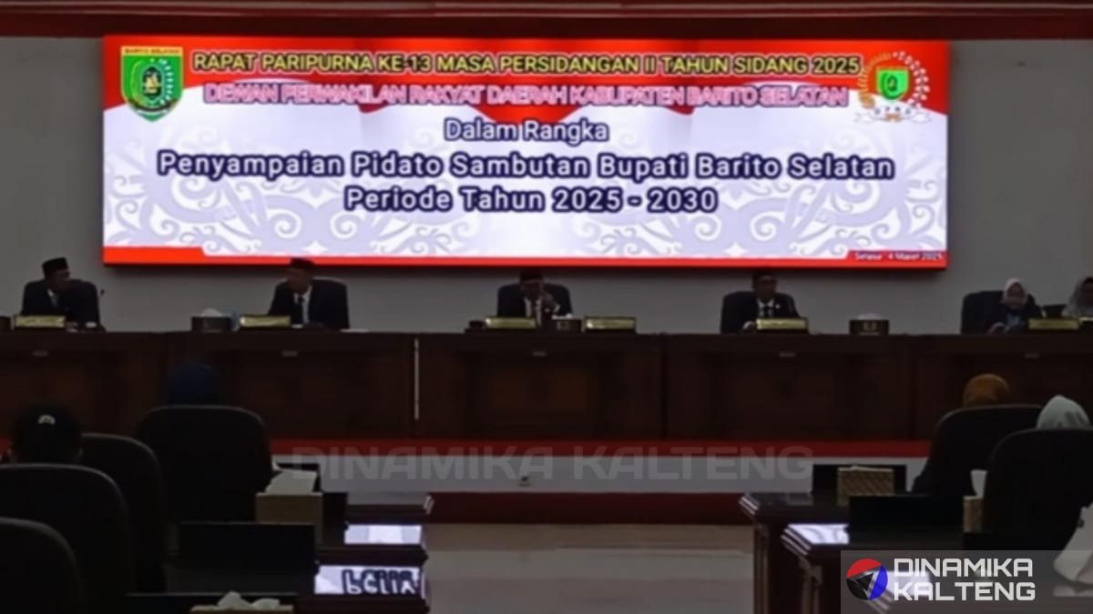 suasana Rapat Paripurna ke-14 DPRD Barsel, di mana Bupati Barsel menyampaikan pidato perdananya untuk periode 2025-2030. (foto: DINAMIKA KALTENG/mas)