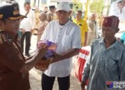 Wakil Bupati Barsel Membuka Pasar Murah di Kecamatan Dusun Hilir