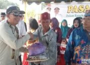 Wakil Ketua I DPRD Barsel Hadiri pembukaan Pasar Murah