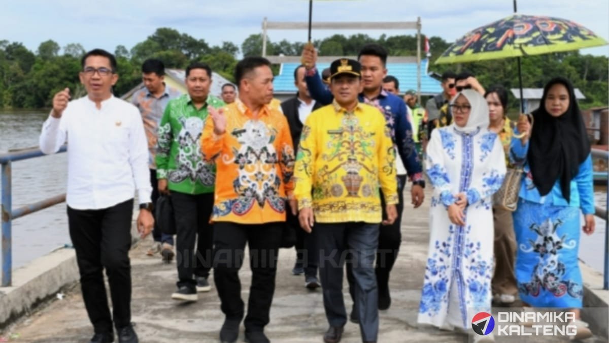Wakil Bupati Barito Selatan menghadiri Musrenbang di Dusun Utara bersama Forkopimda dan tokoh masyarakat.