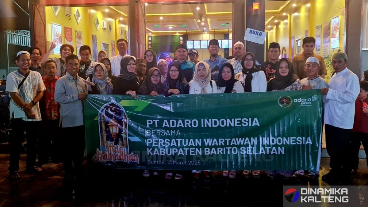 PWI Barsel dan PT Adaro Indonesia menggelar buka puasa bersama di Buntok.