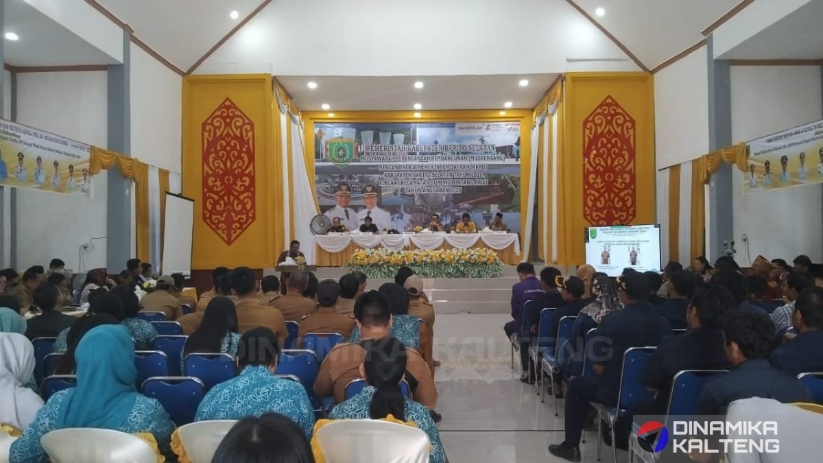 Peserta menghadiri Musrenbang Kecamatan Gunung Bintang Awai tahun 2025.