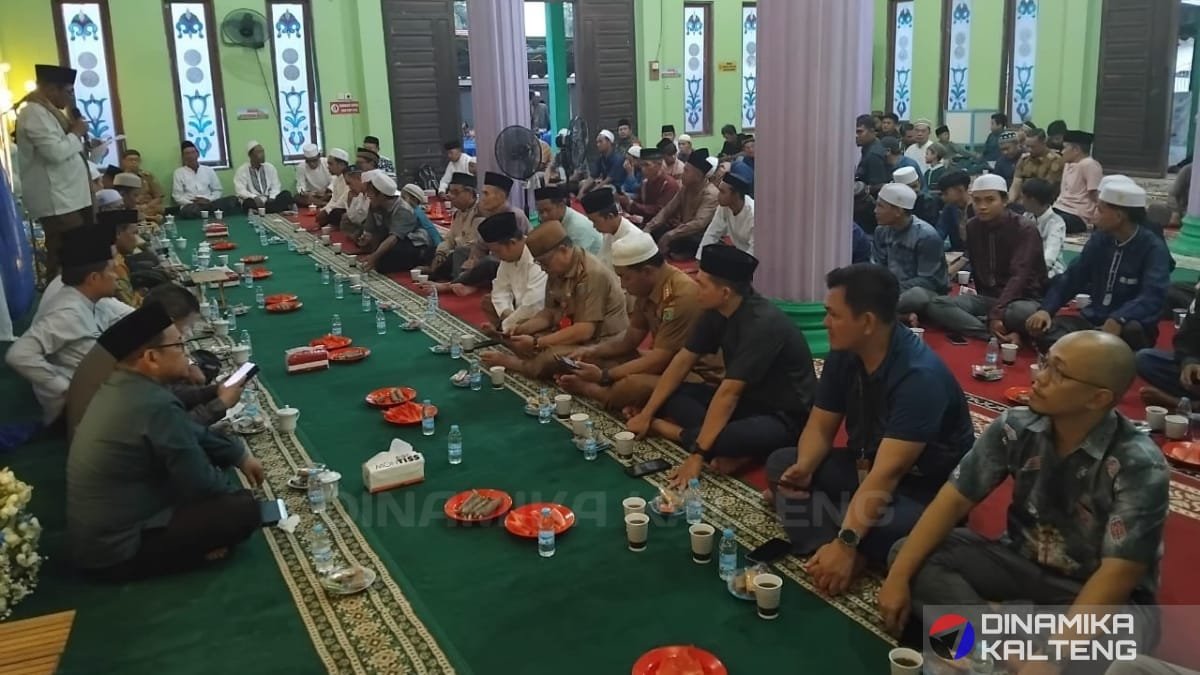 Wakil Bupati Barito Selatan memimpin Safari Ramadhan di Gunung Bintang Awai.
