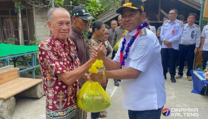 Menjaga Stabilitas Harga Pangan Dan Pengendalian Inflasi Wakil Bupati Barsel Gelar Bazar Pangan Murah