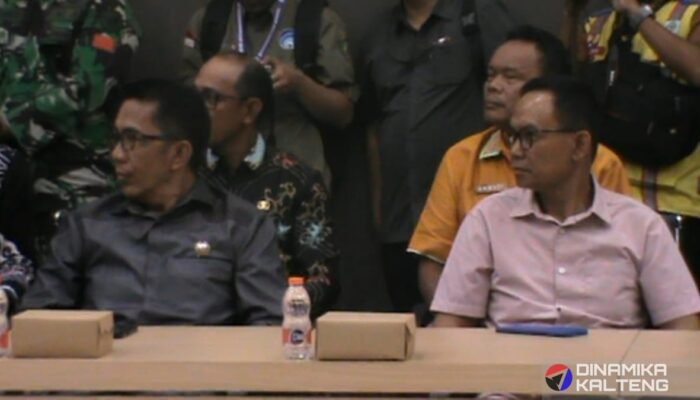 Wakil Ketua I DPRD Barsel Hadiri Rapat Penanganan Banjir Bersama Gubernur Kalteng