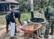 Satgas TMMD Ke-124 Kodim 1012/Buntok Olah Material untuk Pembangunan Gorong-Gorong di Barito Selatan
