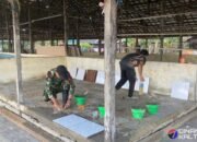 Pasar Desa Talio Direhab, Satgas TMMD Ke-124 Kodim 1012/Buntok Pasang Keramik Tingkatkan Kenyamanan
