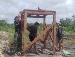 Satgas TMMD Bersama Warga Wungkur Baru Bangun Tandon Air untuk Atasi Krisis Air Bersih