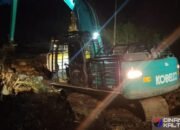 Kejar Target Satgas TMMD Lembur Hingga Malam Hari