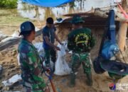 Demi Kelancaran Pembangunan Jalan, Satgas TMMD Distribusikan Sirtu Menggunakan Karung