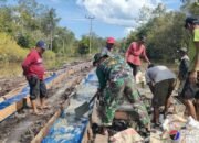 Perkuat Betonisasi, Satgas TMMD Reguler Ke-124 Laksanakan Pemasangan Plastik Cor di Barito Selatan