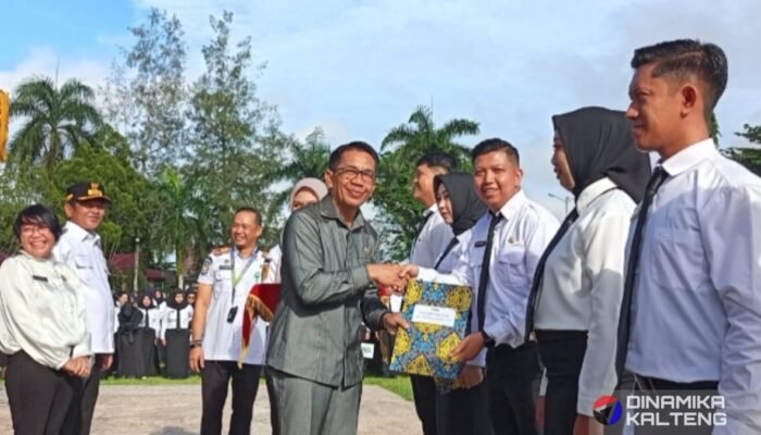 Wakil Ketua I DPRD Barsel Apresiasi Penyerahan SK CPNS dan PPPK, Tekankan Loyalitas dan Tanggung Jawab