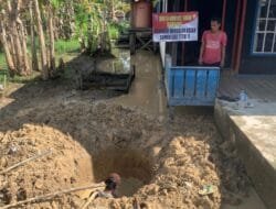 Warga Desa Talio Sambut Gembira Sumur Galian Satgas TMMD untuk Air Bersih