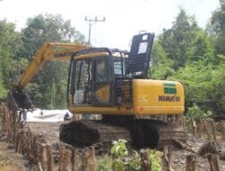 TMMD Kodim 1012/Buntok Kejar Target Pembangunan Jalan, Pemasangan Cerucuk Dikebut di Barito Selatan