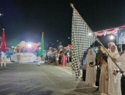 Bupati dan Wakil Bupati Barsel Lepas Pawai Takbir Idul Adha 1446 H