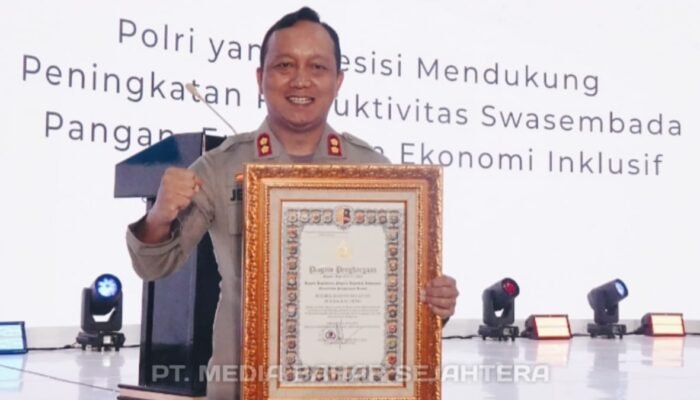 Polres Barsel Raih Penghargaan Pelayanan Prima dari Kapolri dalam Musrenbang Polri 2025