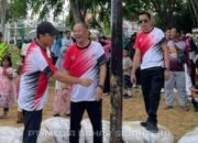 Wakil Ketua I DPRD Barsel Ideham Hadiri Jalan Santai HUT Bhayangkara ke-79