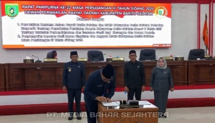 DPRD Barsel Gelar Rapat Paripurna ke-22 Beragendakan Pencabutan Perda Nomor 2 Tahun 2017 dan Laporan Hasil Reses