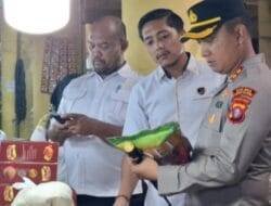 Kapolres Barsel Bersama Satgas Pangan Sidak Pasar Cegah Peredaran Beras Oplosan