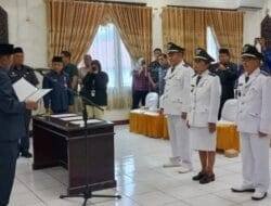 Wabup Barsel Kukuhkan Perpanjangan Jabatan Tiga Kepala Desa