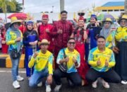 BPKAD Barsel Meriahkan Karnaval Budaya HUT ke-66 dengan Busana Adat Dayak