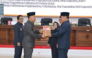 Bupati Barsel Sampaikan Dua Ranperda Strategis dalam Rapat Paripurna DPRD‎