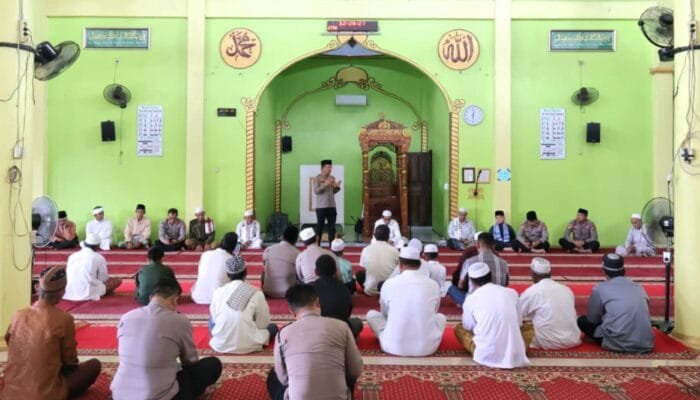 Kapolres Barsel Sambangi Masjid An-Nur Sampaikan Pesan Keamanan