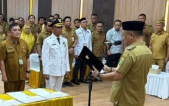 Hawinu B Handen Resmi Jabat Sekretaris DPUPR Barito Selatan, Bupati Tekankan Penguatan Kinerja Infrastruktur