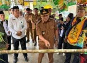 Wakil Bupati Barsel Resmikan Balai Basarah Kayun Bangun Mabuan‎