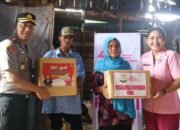 Jelang Paskah, Kapolres Barsel Salurkan Bantuan Tali Asih untuk Warga Bantaran DAS Barito