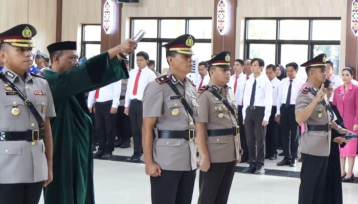 Kompol Muh Padholin Resmi Menjabat Wakapolres Barsel, Gantikan Kompol Muh Tommy Palayukan.