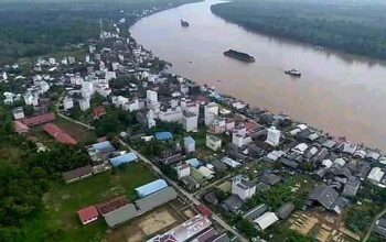 Ironi Negeri Terang: Kecamatan Tertua di Barsel Masih Gelap Gulita, Warga Menjerit Minta Listrik 24 Jam!