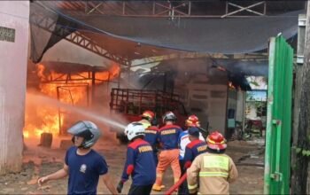 Gudang LPG di Jl Kaladan, Buntok Terbakar, Api Merembet ke Rumah Pensiunan PNS