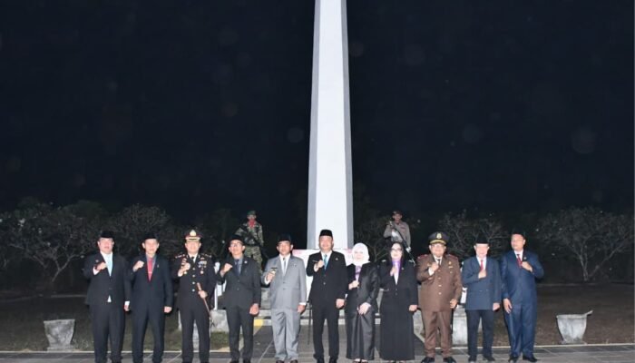 Jelang HUT ke-81 RI, Kapolres Barsel Pimpin Apel Kehormatan dan Renungan Suci di TMP Abdi Kencana