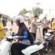 Kapolres Barsel Bagikan Masker Gratis, Lindungi Warga dari Kabut Asap Karhutla