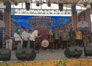 Tengah Kepungan Kabut Karhutla, Bupati Barsel Buka Pasar Murah dan Bazar UMKM diikuti 152 lapak pedagang